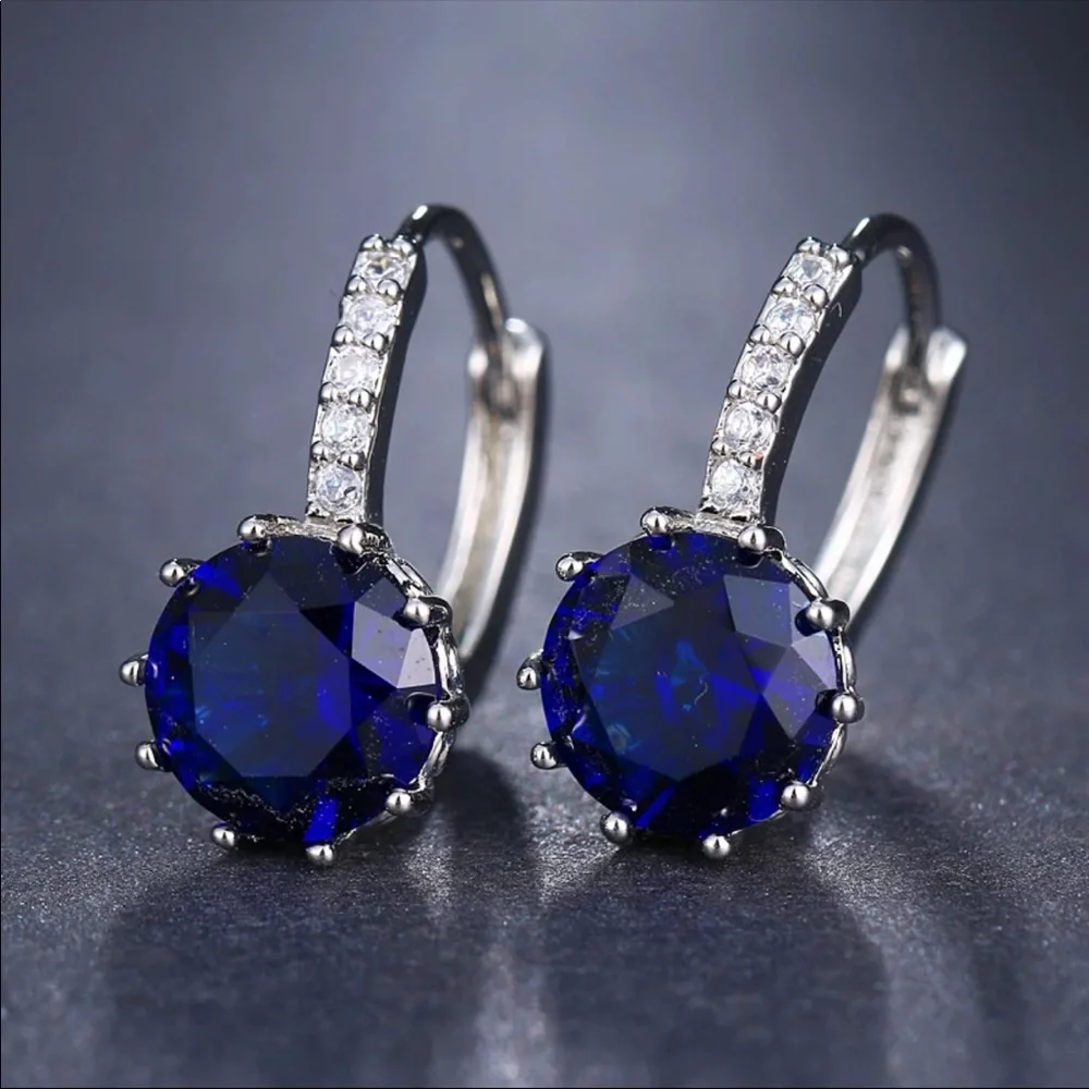 New Women’s 925 Silver Round Cut Sapphire Earrings - Picture 1 of 1